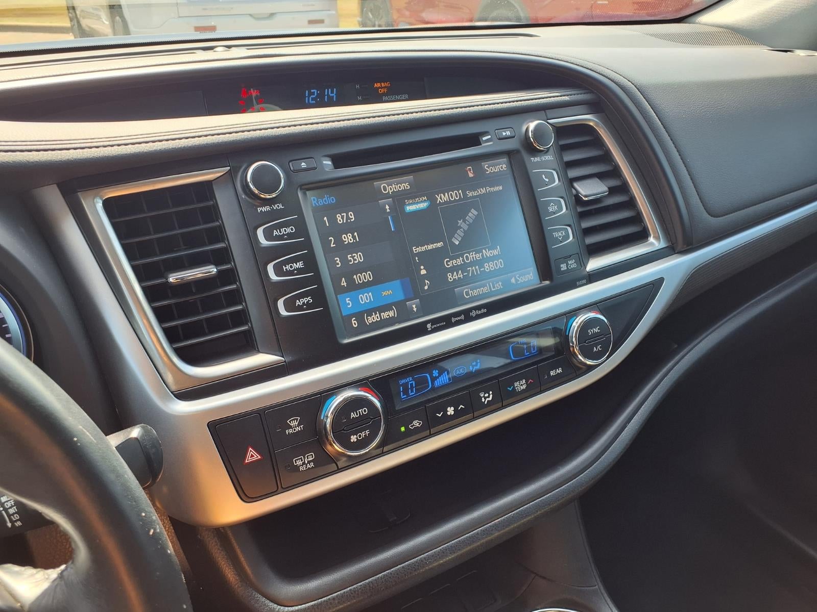 2019 Toyota Highlander SE