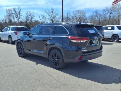 2019 Toyota Highlander SE