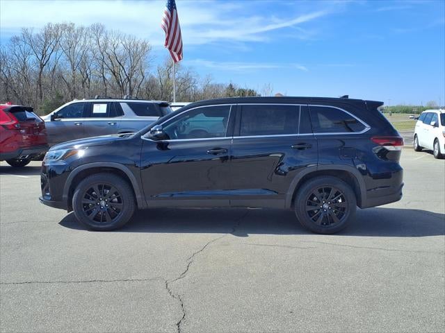 2019 Toyota Highlander SE