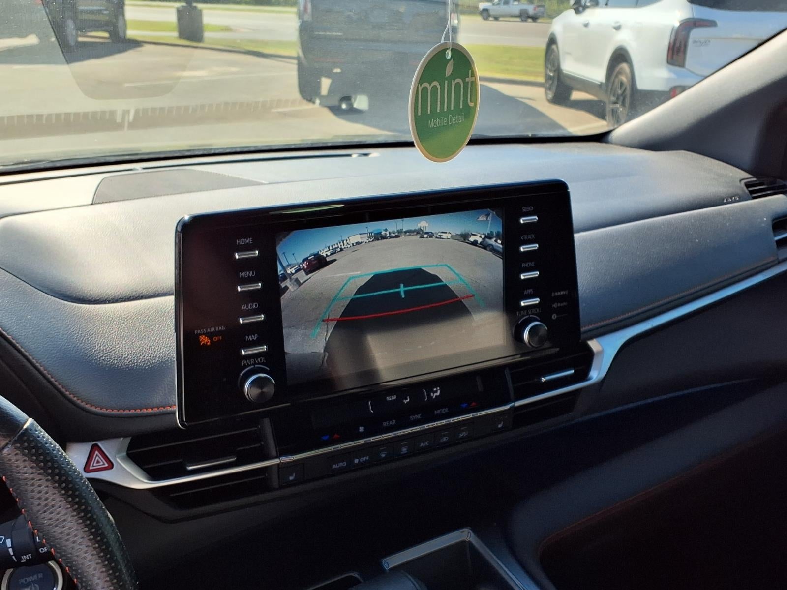 2023 Toyota Sienna XSE 7 Passenger