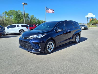 2023 Toyota Sienna XSE 7 Passenger
