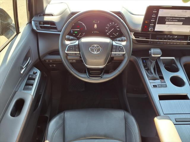 2023 Toyota Sienna XSE 7 Passenger