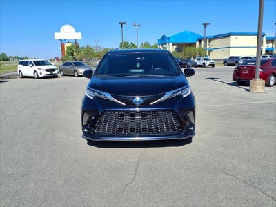 2023 Toyota Sienna XSE 7 Passenger