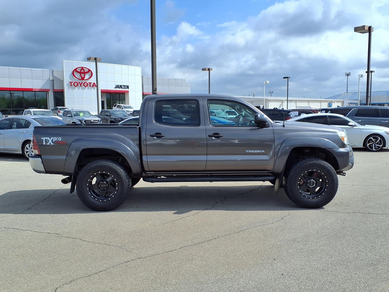 2012 Toyota Tacoma Base V6