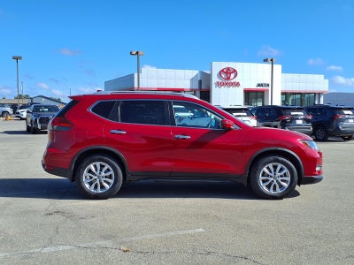 2017 Nissan Rogue SV
