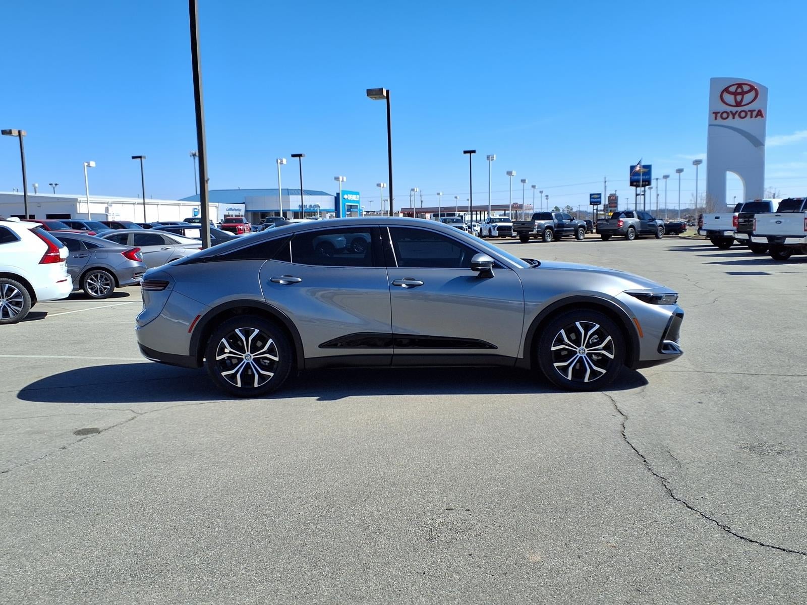 2024 Toyota Crown XLE