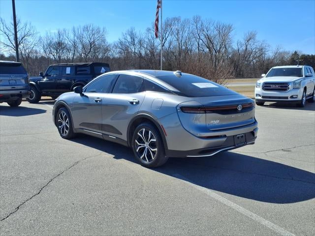 2024 Toyota Crown XLE