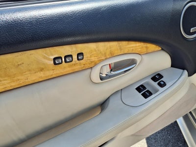 2003 Lexus SC 430