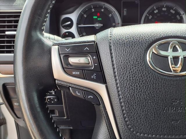 2019 Toyota Land Cruiser Base