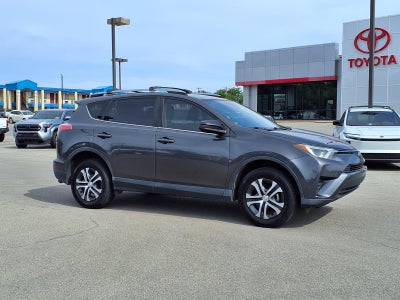 2017 Toyota RAV4 LE