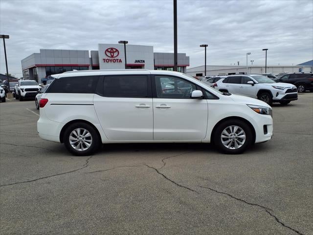 2016 Kia Sedona LX