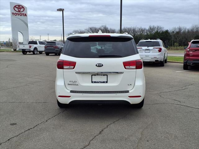 2016 Kia Sedona LX